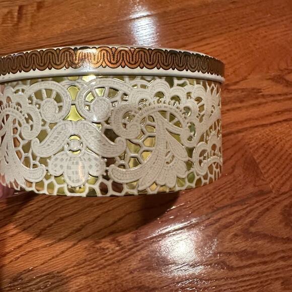 Vintage Baret Ware metal tin - Picture 2 of 7